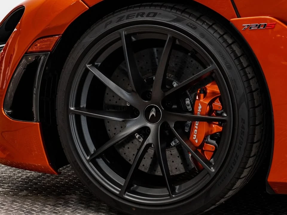 2019 McLaren 720S - Image 8 of 12