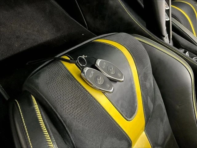 2019 McLaren 720S Spider - Image 27 of 31