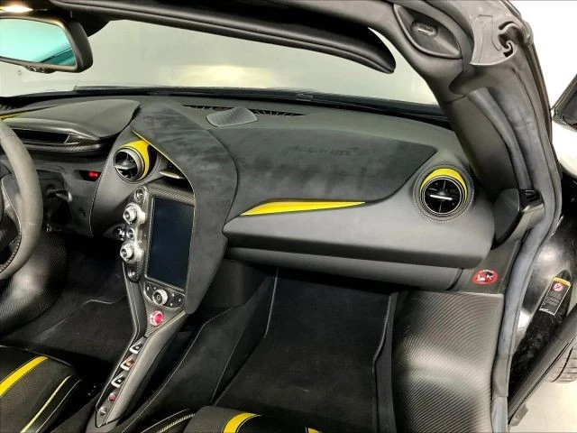 2019 McLaren 720S Spider - Image 14 of 31