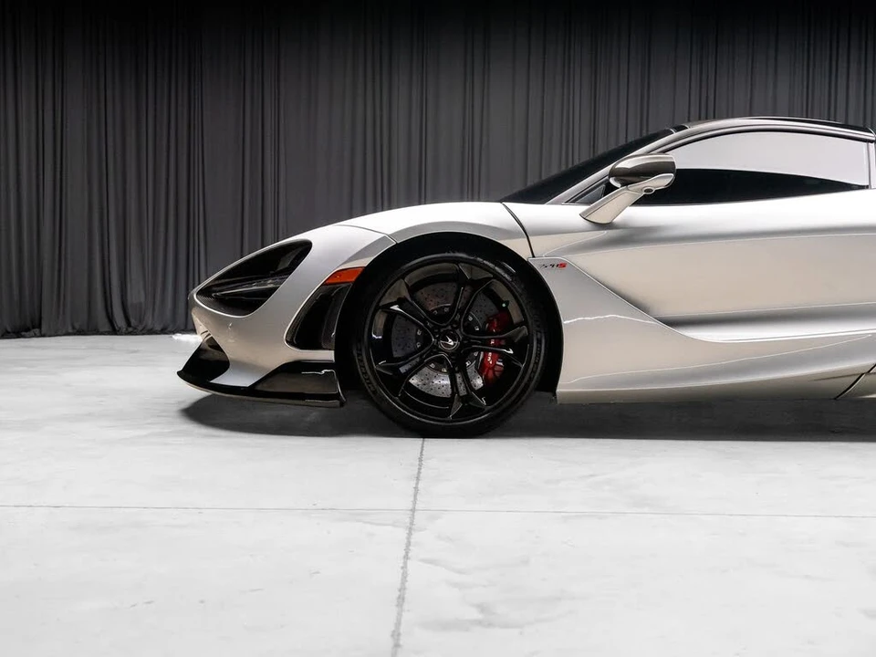2019 McLaren 720S - Image 25 of 31