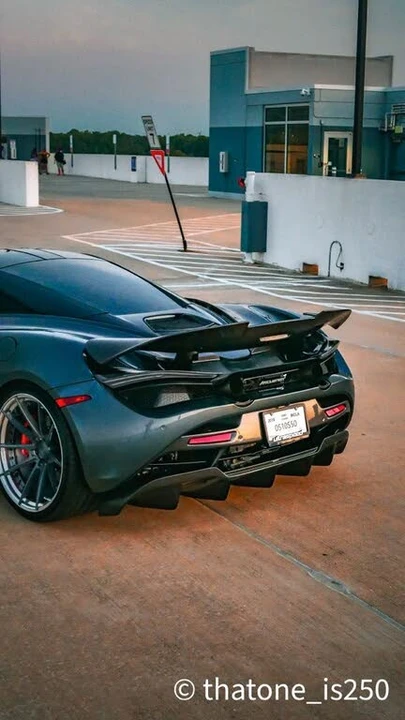 2019 McLaren 720S - Image 13 of 31
