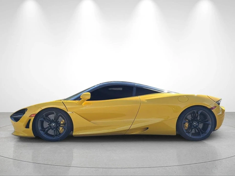 2019 McLaren 720S - Image 2 of 30