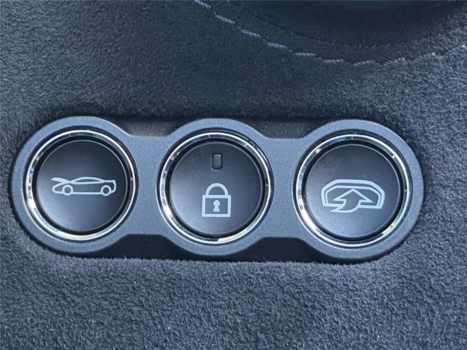 2019 McLaren 720S - Image 22 of 30