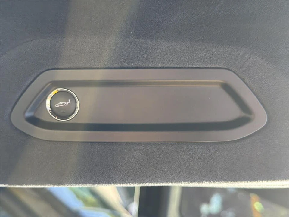 2019 McLaren 720S - Image 26 of 30