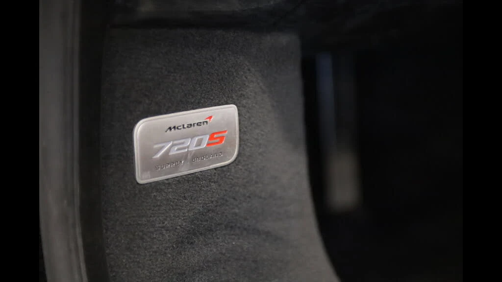 2019 McLaren 720S - Image 16 of 31
