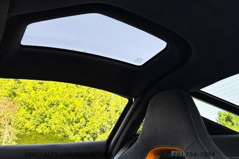 2019 McLaren 720S - Image 28 of 31