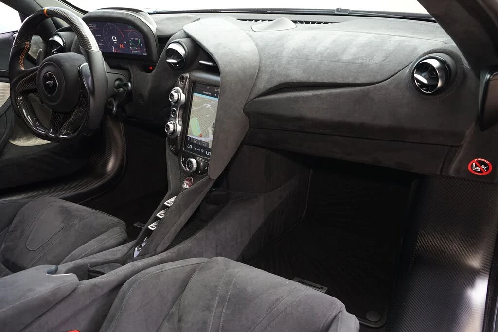 2019 McLaren 720S - Image 28 of 31