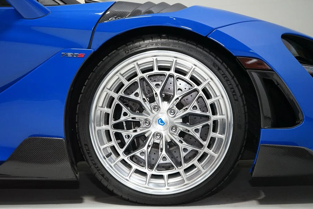 2019 McLaren 720S - Image 24 of 31
