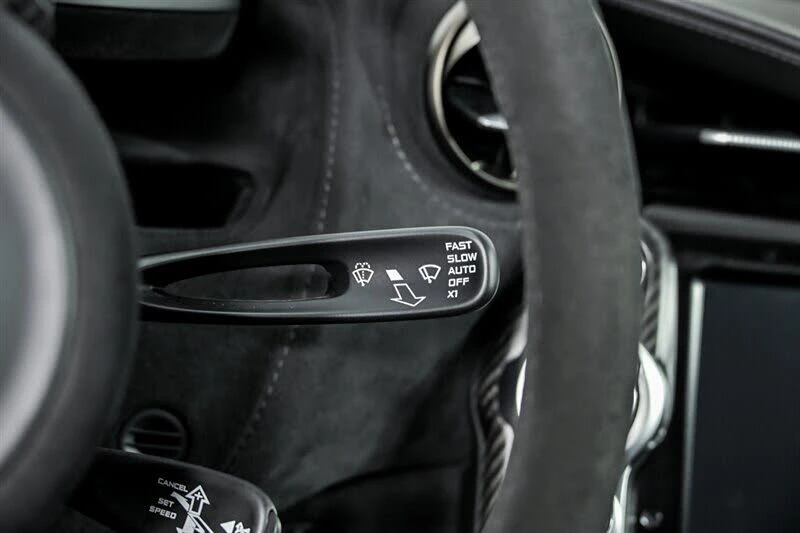 2019 McLaren 720S - Image 29 of 31