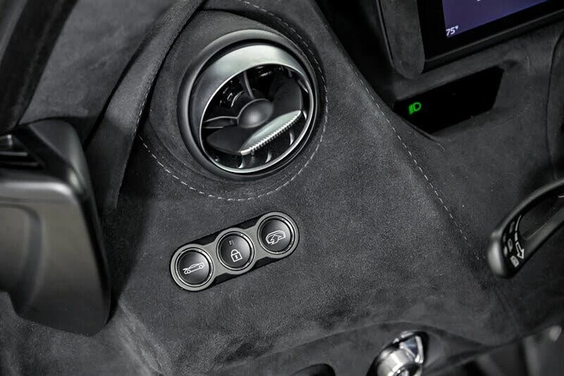 2019 McLaren 720S - Image 23 of 31