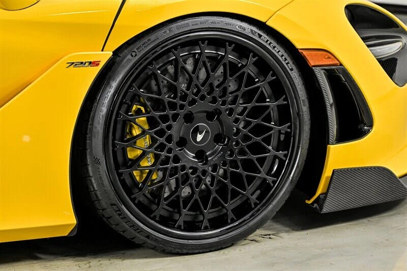 2019 McLaren 720S - Image 15 of 31