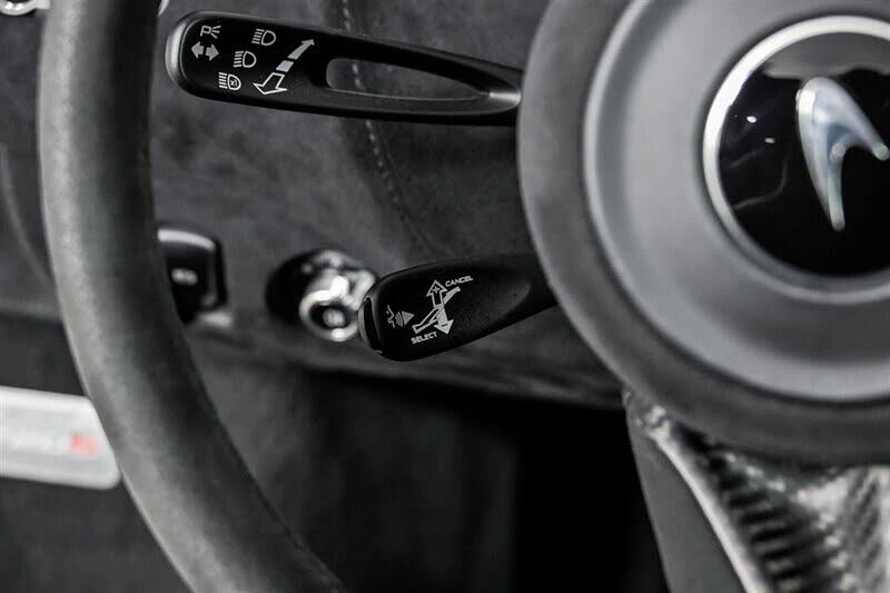 2019 McLaren 720S - Image 28 of 31
