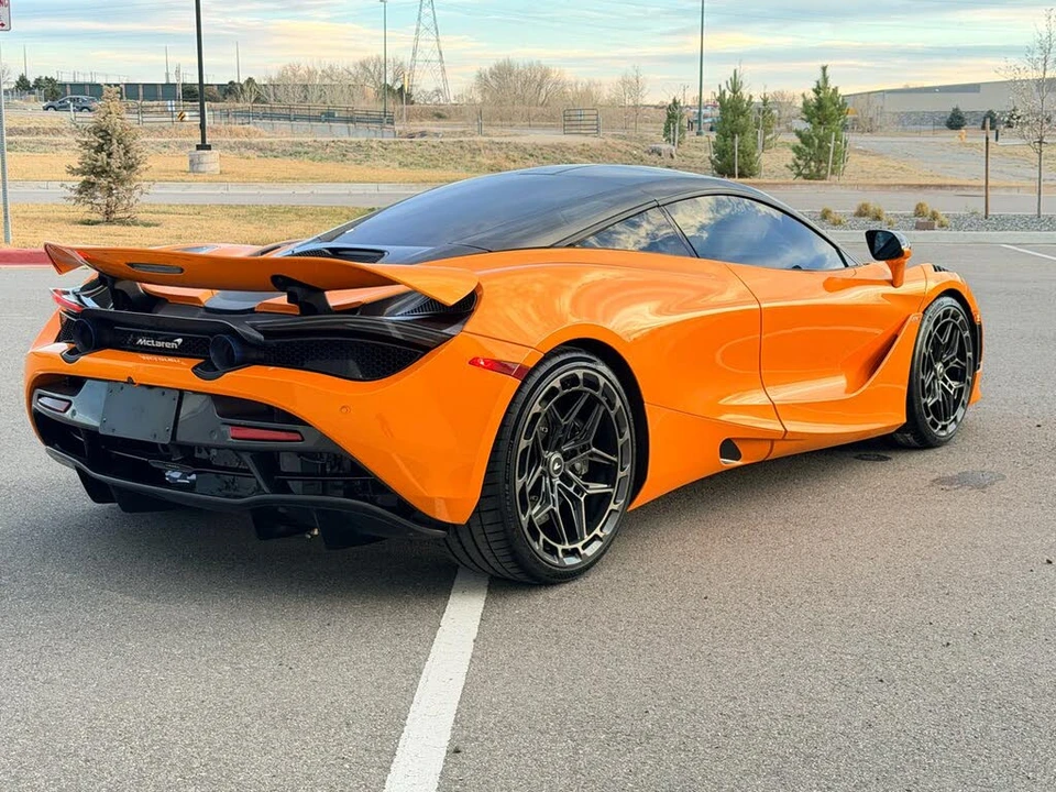 2019 McLaren 720S - Image 15 of 31