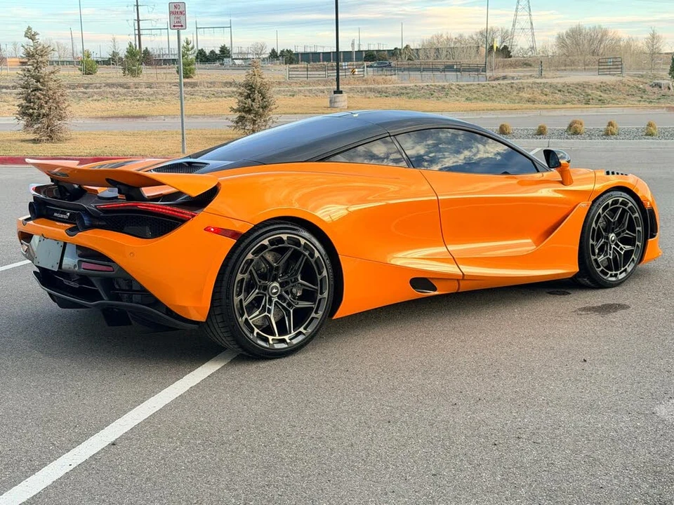 2019 McLaren 720S - Image 16 of 31