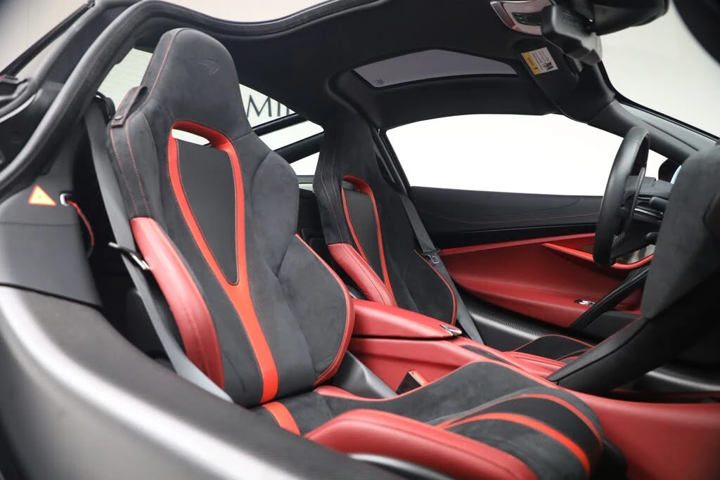 2019 McLaren 720S - Image 23 of 31