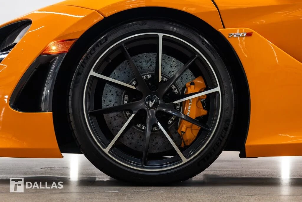 2019 McLaren 720S - Image 6 of 31