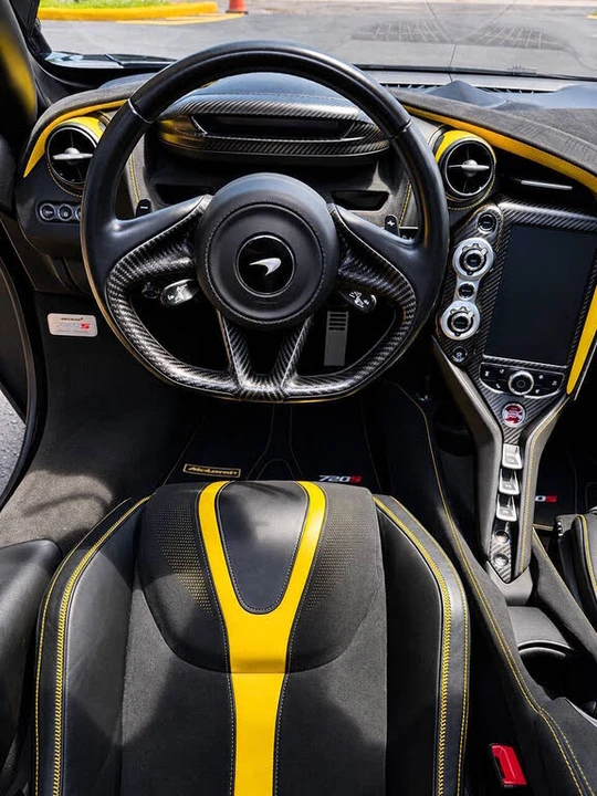 2019 McLaren 720S - Image 22 of 29