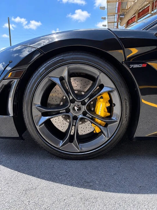 2019 McLaren 720S - Image 8 of 29