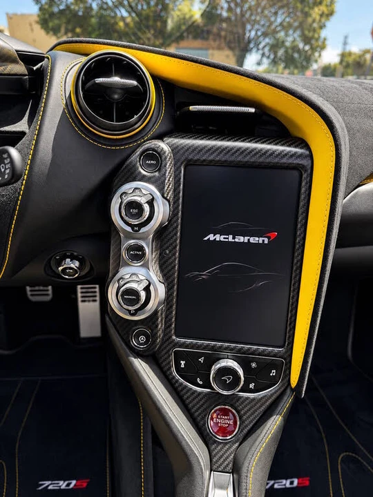 2019 McLaren 720S - Image 28 of 29