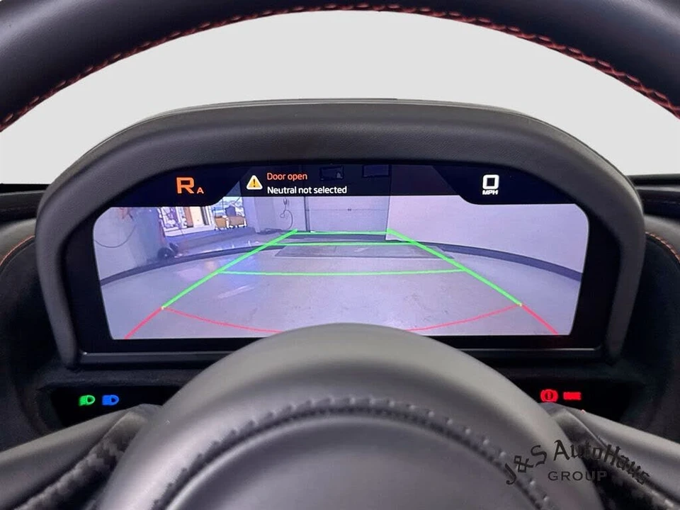 2019 McLaren 720S - Image 18 of 31
