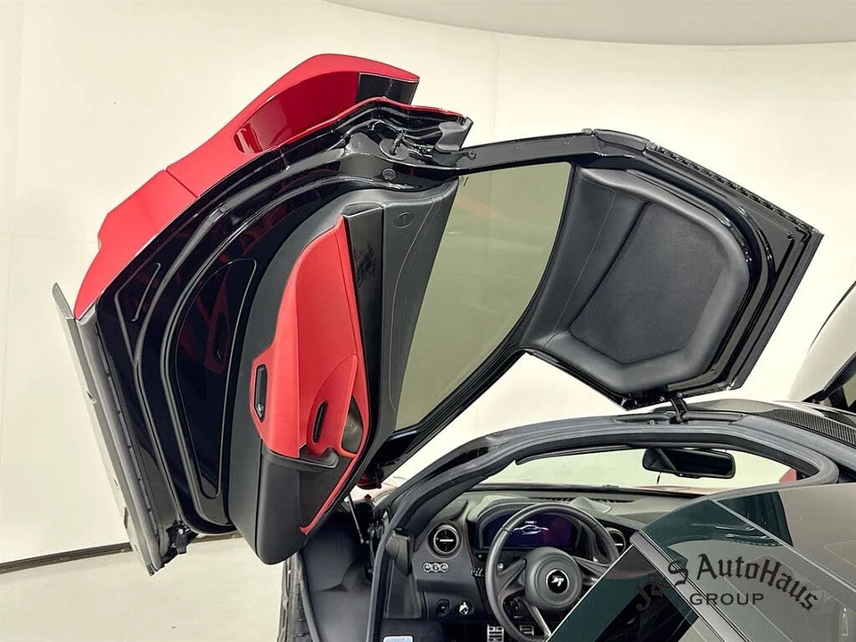 2019 McLaren 720S - Image 22 of 31