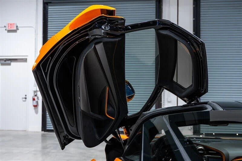 2019 McLaren 720S - Image 22 of 31