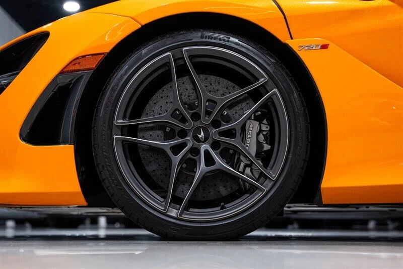 2019 McLaren 720S - Image 12 of 31