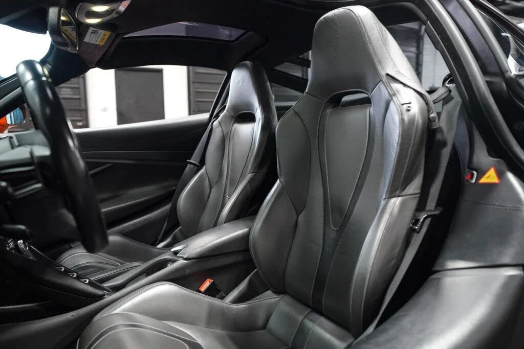 2019 McLaren 720S - Image 26 of 28
