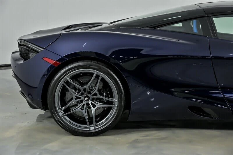 2019 McLaren 720S - Image 16 of 31