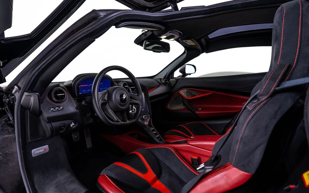 2019 McLaren 720S - Image 21 of 26