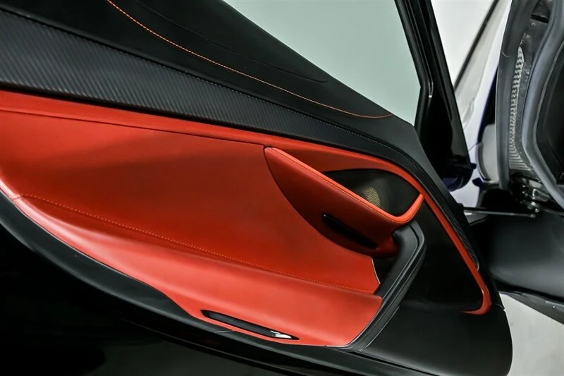 2019 McLaren 720S - Image 19 of 21