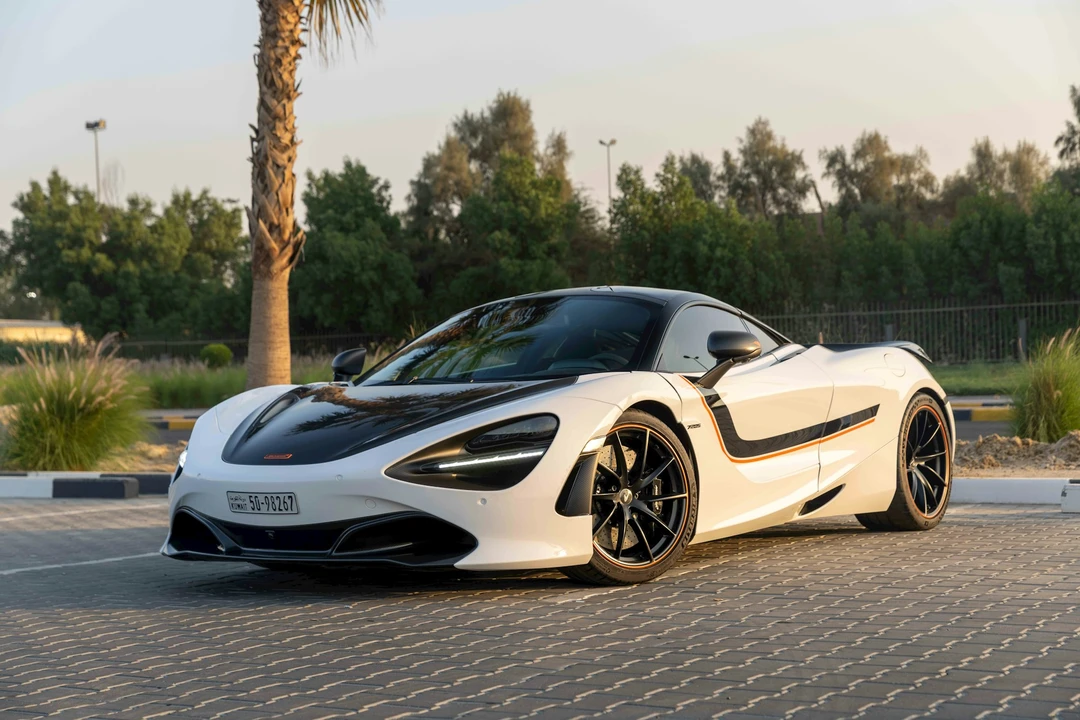 2019 McLaren 720S - Image 15 of 21