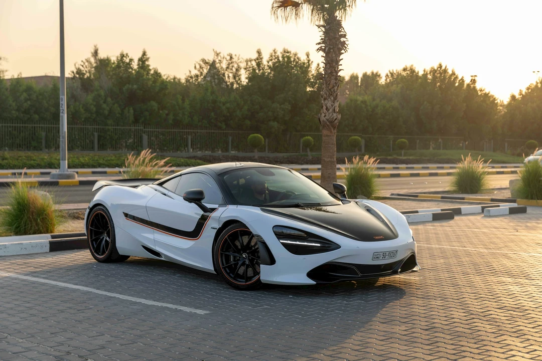 2019 McLaren 720S - Image 16 of 21