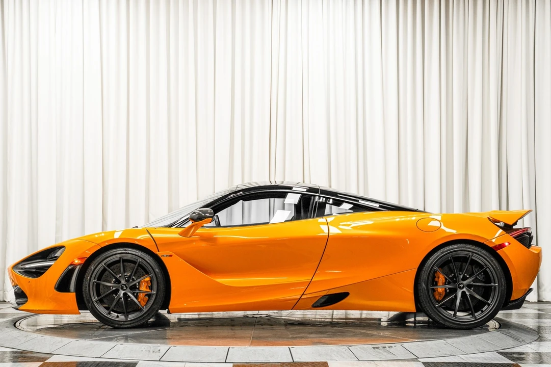 2019 McLaren 720S - Image 6 of 12