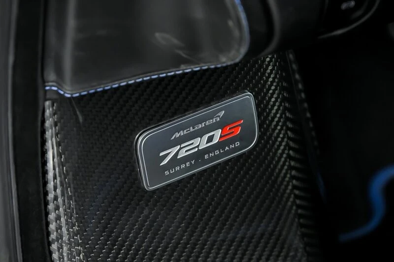 2019 McLaren - Image 28 of 31