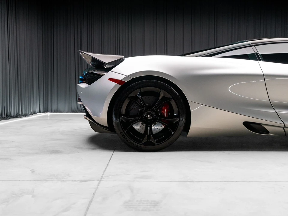 2019 McLaren 720S - Image 31 of 31