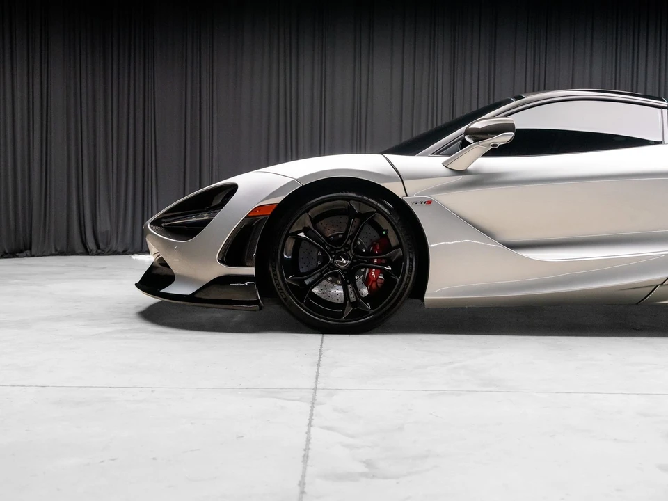 2019 McLaren 720S - Image 25 of 31