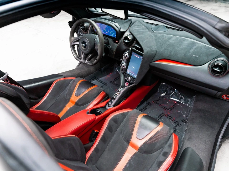 2019 McLaren 720S - Image 7 of 12