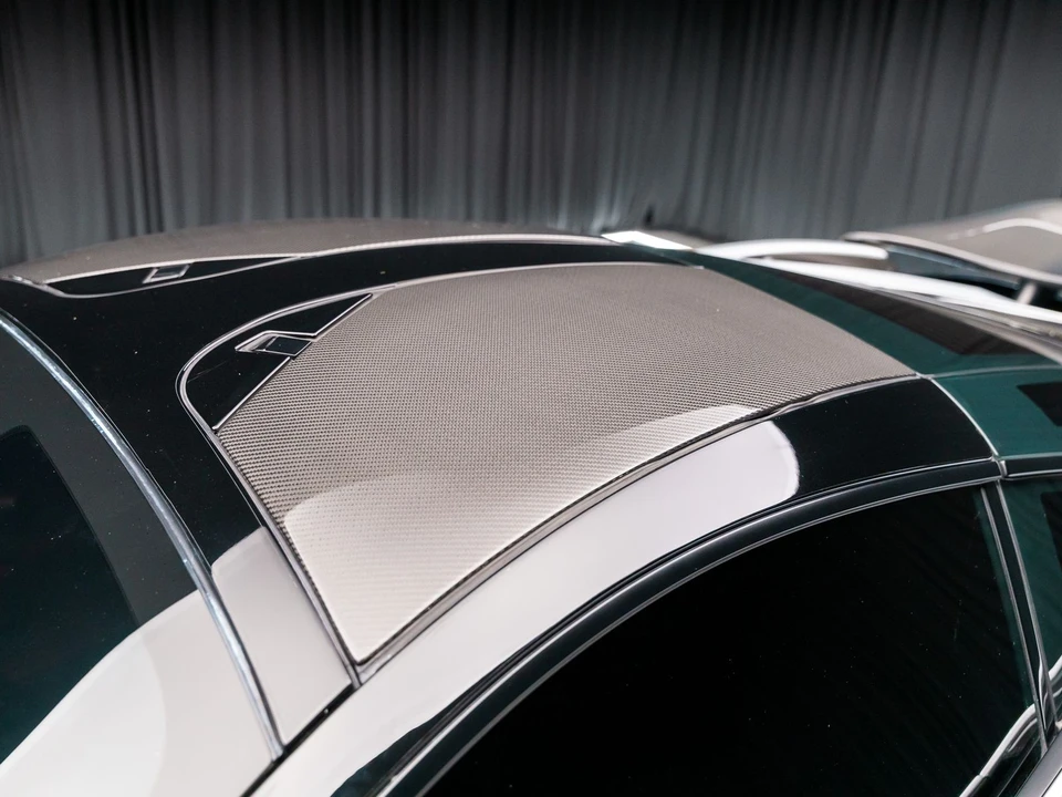 2019 McLaren 720S - Image 2 of 31