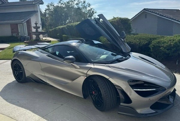 2019 McLaren 720S - Image 10 of 12