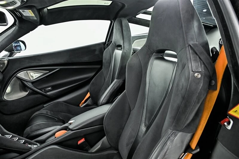 2019 McLaren 720S - Image 20 of 31