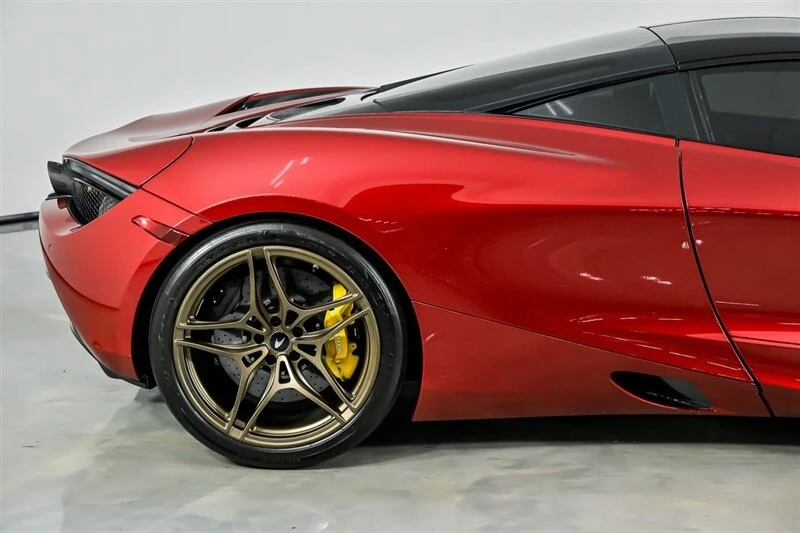 2019 McLaren 720S - Image 16 of 21