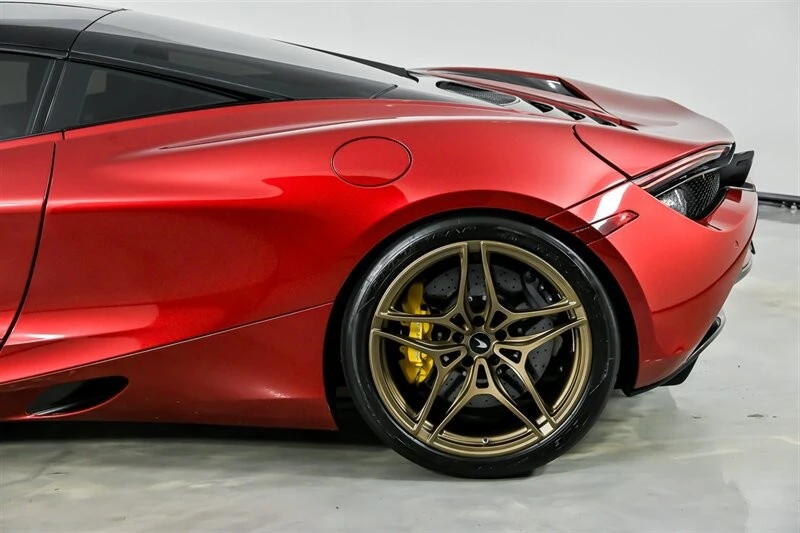 2019 McLaren 720S - Image 12 of 21