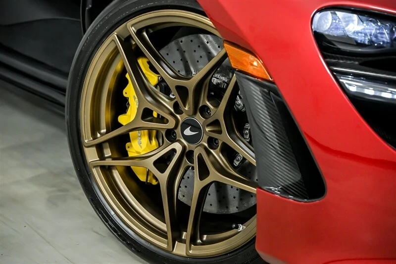 2019 McLaren 720S - Image 4 of 12