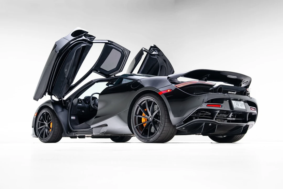 2019 McLaren 720S - Image 10 of 12