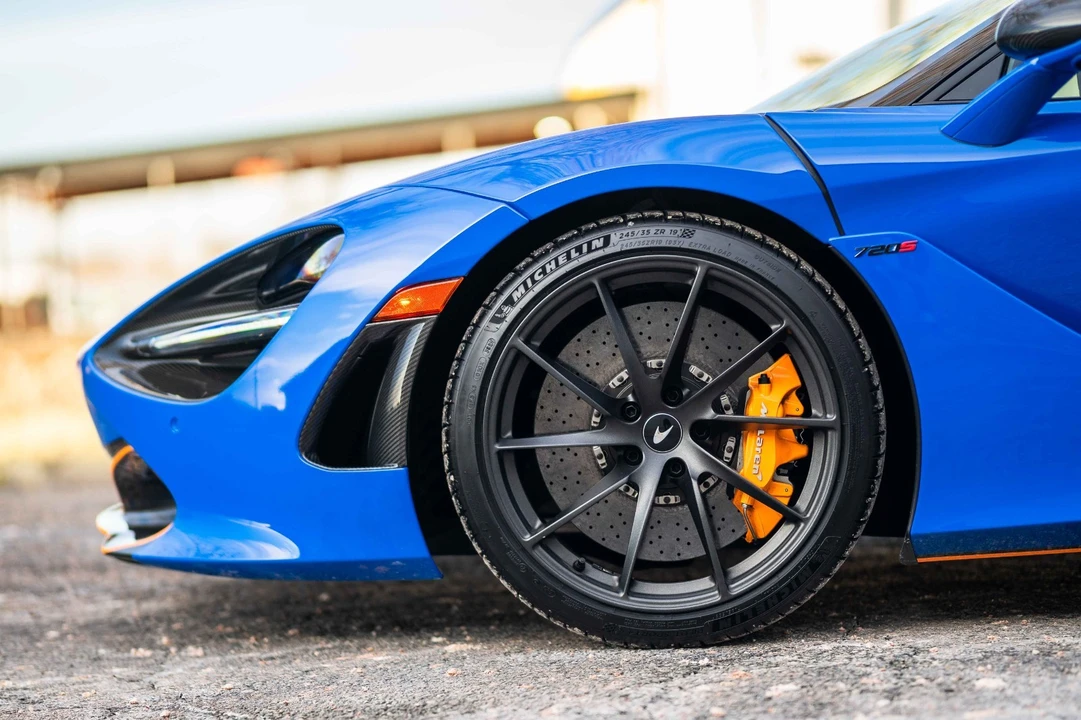 2019 McLaren 720S - Image 15 of 21