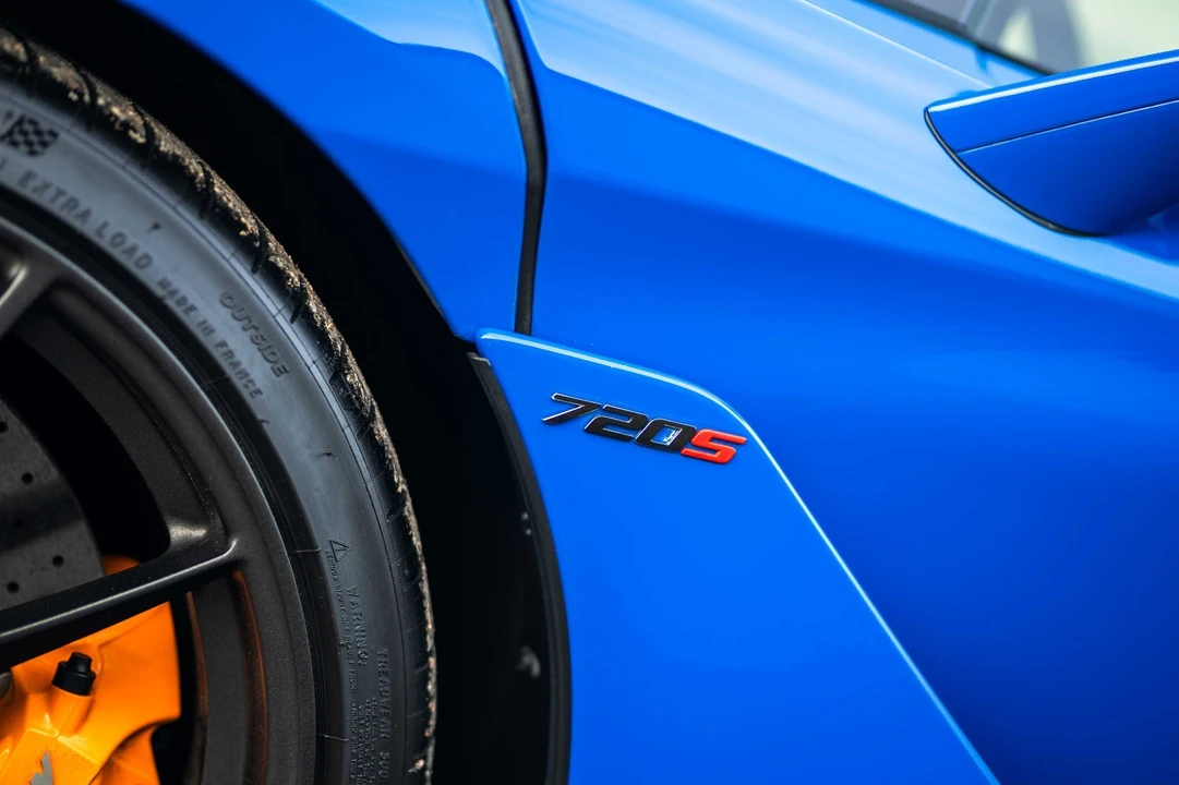 2019 McLaren 720S - Image 17 of 21