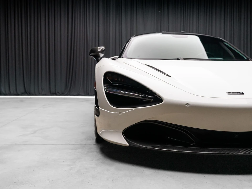 2019 McLaren 720S - Image 18 of 21