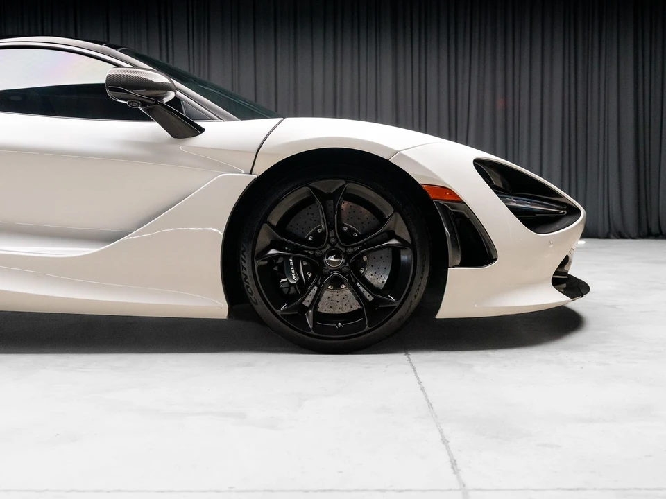 2019 McLaren 720S - Image 30 of 31
