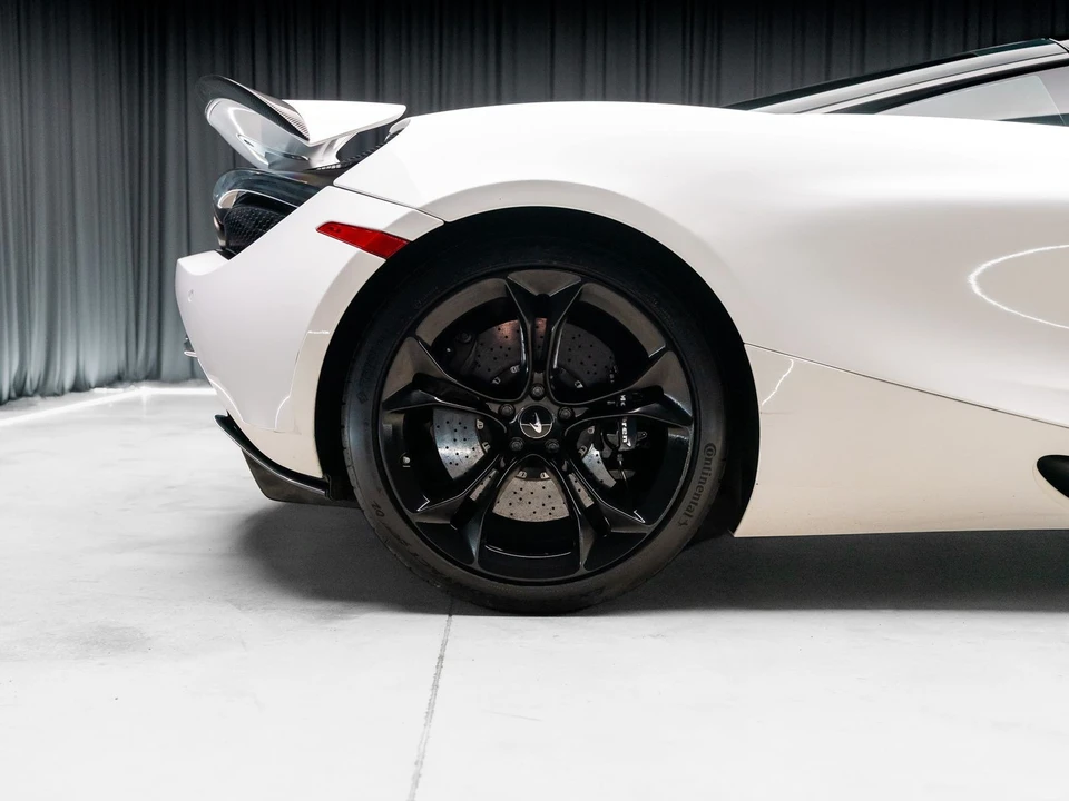 2019 McLaren 720S - Image 28 of 31